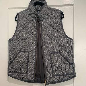 J.CREW XL GRAY HERRINGBONE PUFFER VEST